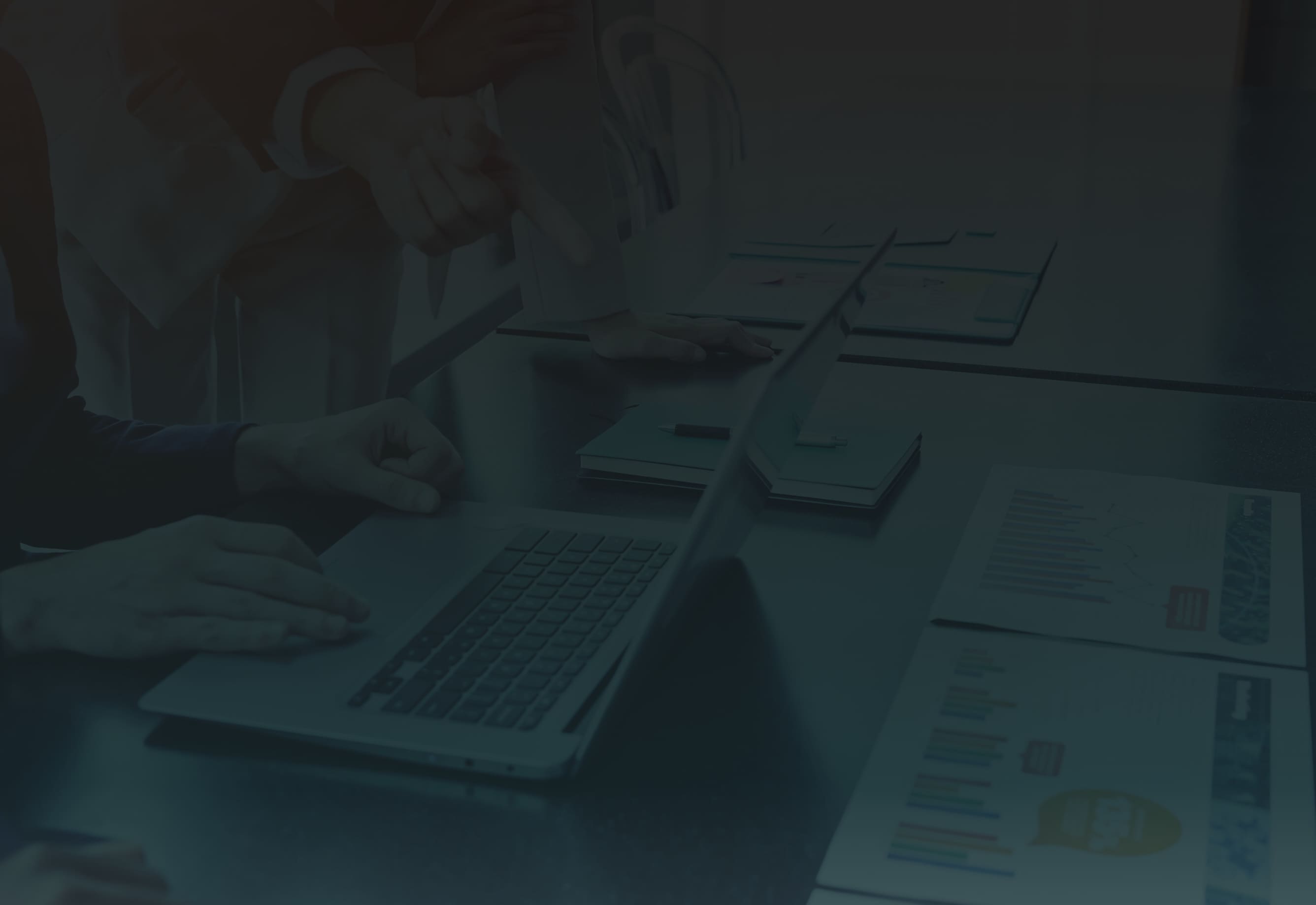 仕事をしている様子