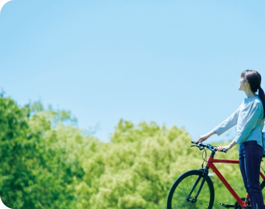 休日に出掛けている様子